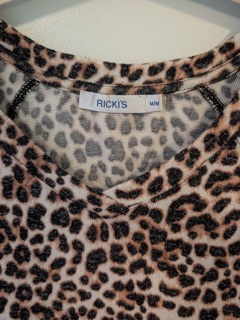 Ricki's Leopard Print V-Neck Long Sleeve Top - Picture 3 of 6